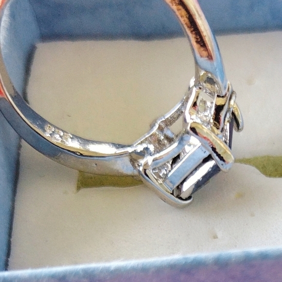 925 sterling silver Emerald cut Mystic topaz crystal ring - Picture 9 of 13